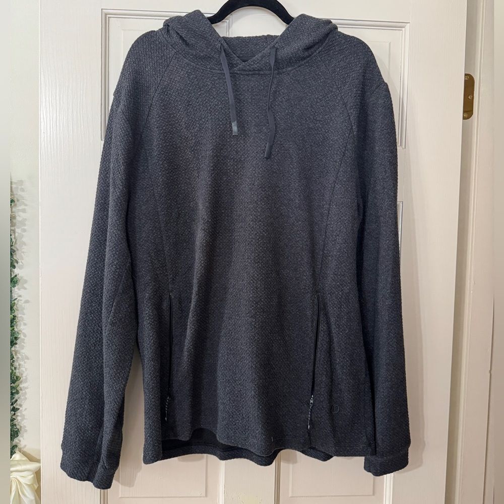 Women’s 7 Diamonds Charcoal Hoodie Sweater L